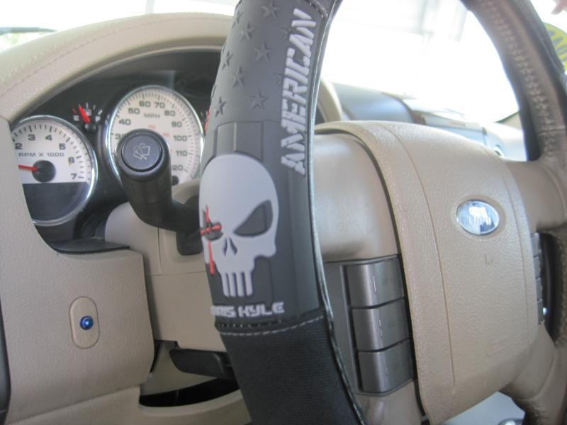 Ford F-150 Lariat SuperCrew 4WD 2005