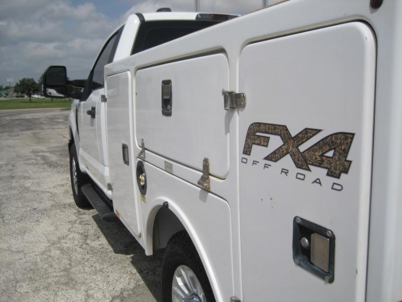 Ford F-250 SD XL 4WD 2022