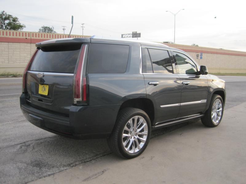 Cadillac Escalade 2WD 4dr Premium Luxury 2019