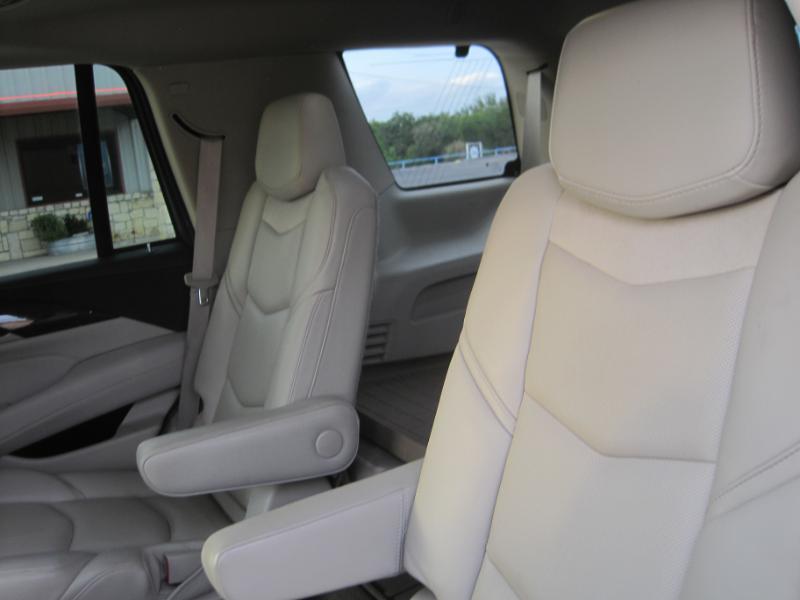 Cadillac Escalade 2WD 4dr Premium Luxury 2019