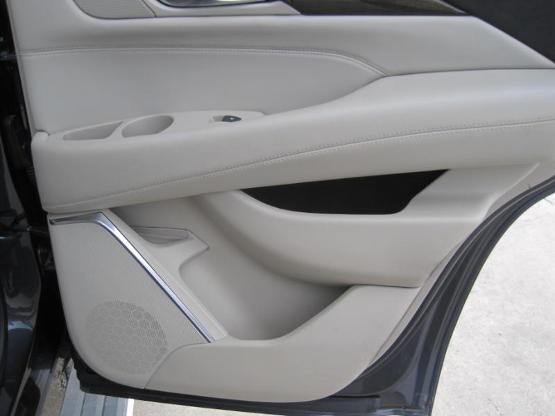 Cadillac Escalade 2WD 4dr Premium Luxury 2019