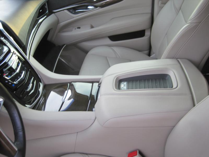 Cadillac Escalade 2WD 4dr Premium Luxury 2019