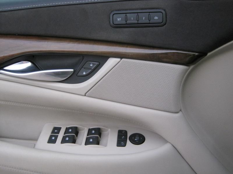 Cadillac Escalade 2WD 4dr Premium Luxury 2019