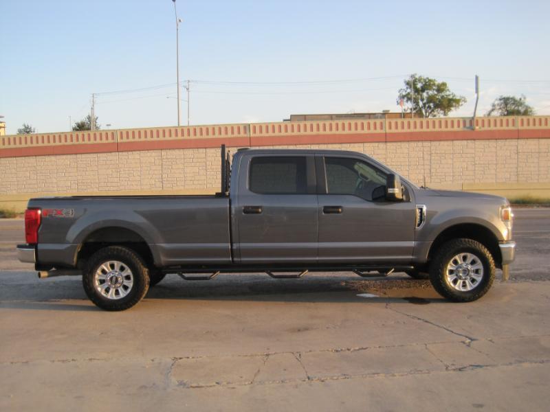 Ford F-350 SD FX4 Crew Cab Long Bed 4WD 2022