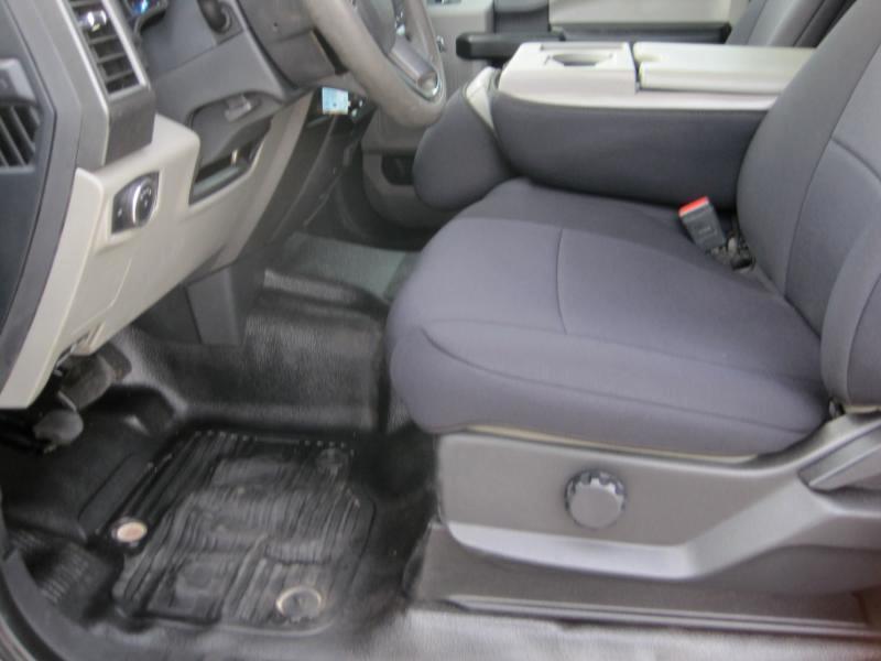 Ford F-350 SD FX4 Crew Cab Long Bed 4WD 2022