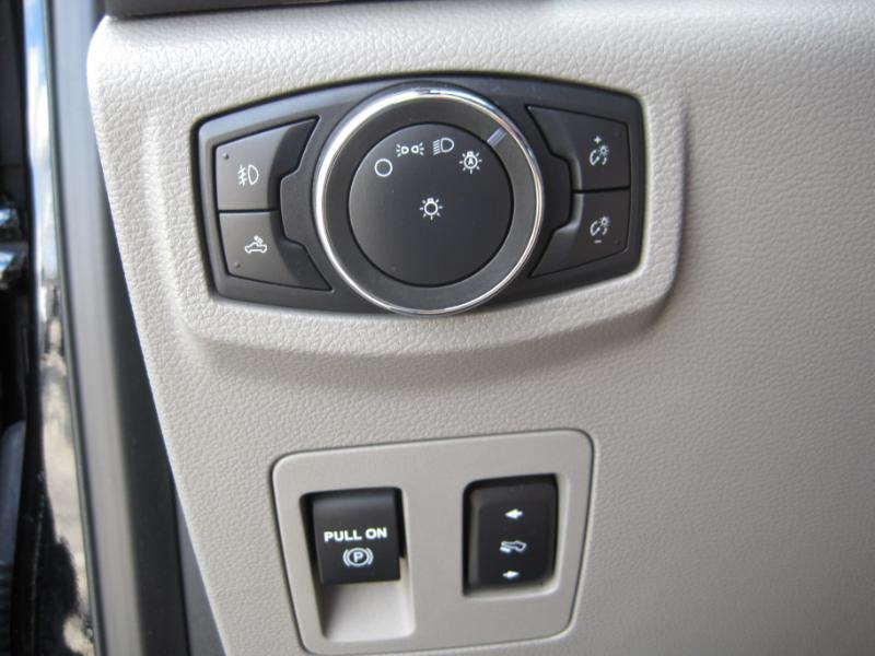 Ford F-150 XLT 2WD SuperCrew 5.5' Box 2019