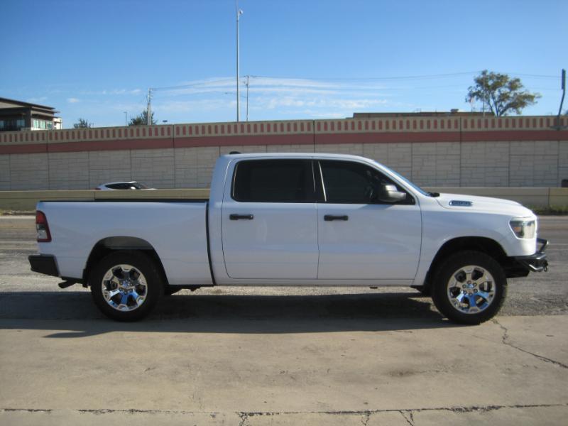 RAM 1500 Tradesman Crew Cab LWB 4WD 2023