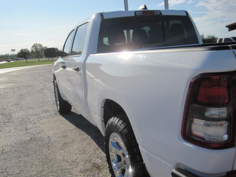 RAM 1500 Tradesman Crew Cab LWB 4WD 2023