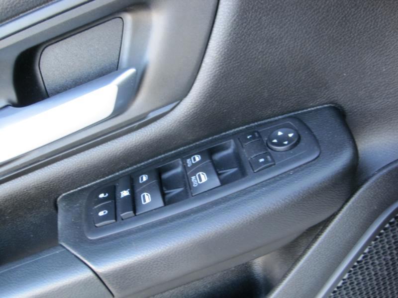 RAM 1500 Tradesman Crew Cab LWB 4WD 2023