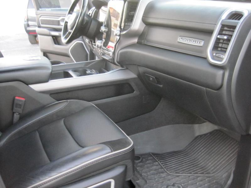 RAM 1500 Laramie Crew Cab LWB 4WD 2023