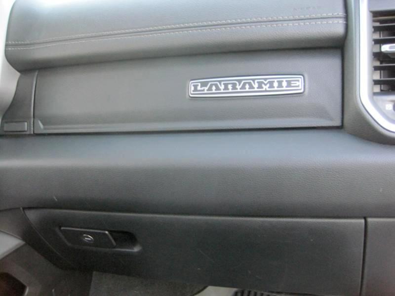 RAM 1500 Laramie Crew Cab LWB 4WD 2023