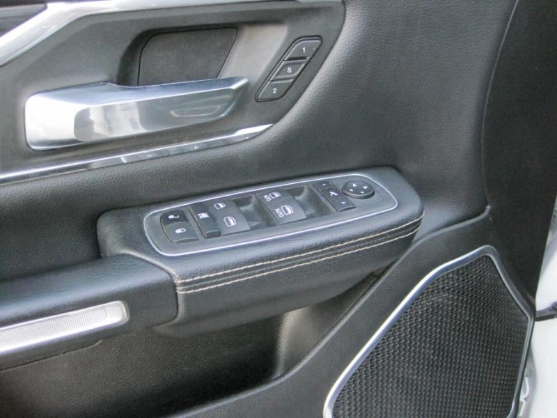 RAM 1500 Laramie Crew Cab LWB 4WD 2023