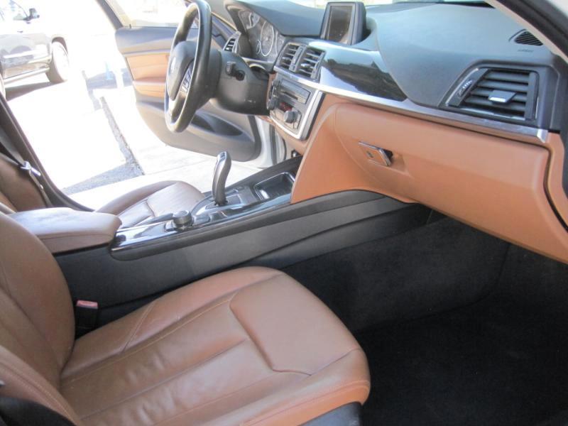 BMW 3-Series 328i Sedan 2013