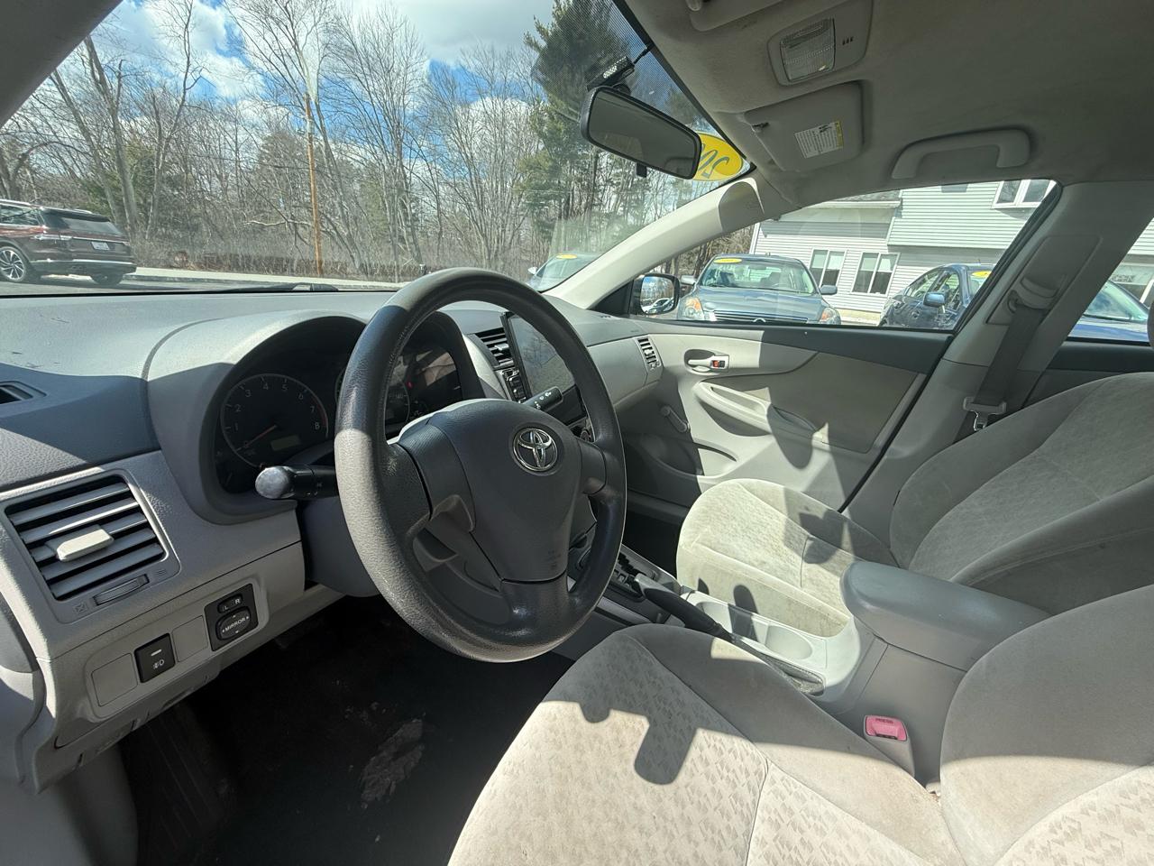 Toyota Corolla  2009