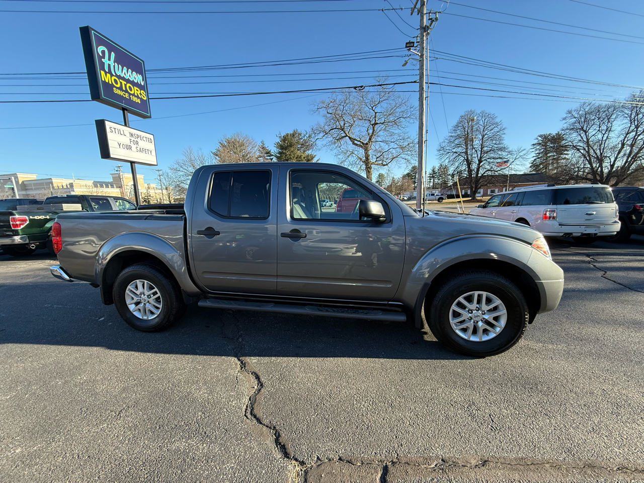 Nissan Frontier Crew Cab 4x4 SV 2018
