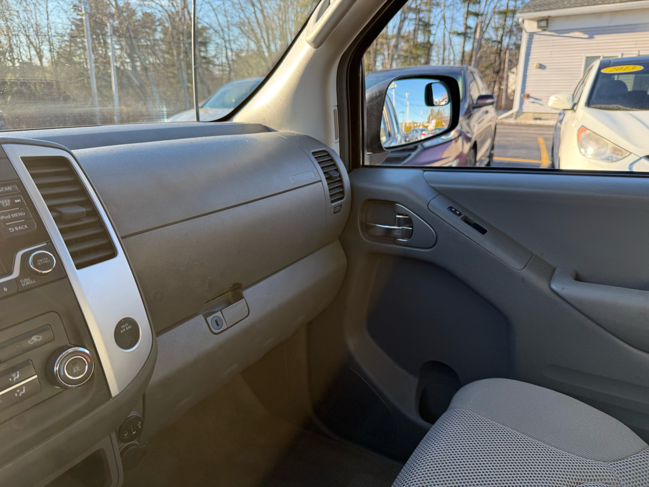 Nissan Frontier Crew Cab 4x4 SV 2018