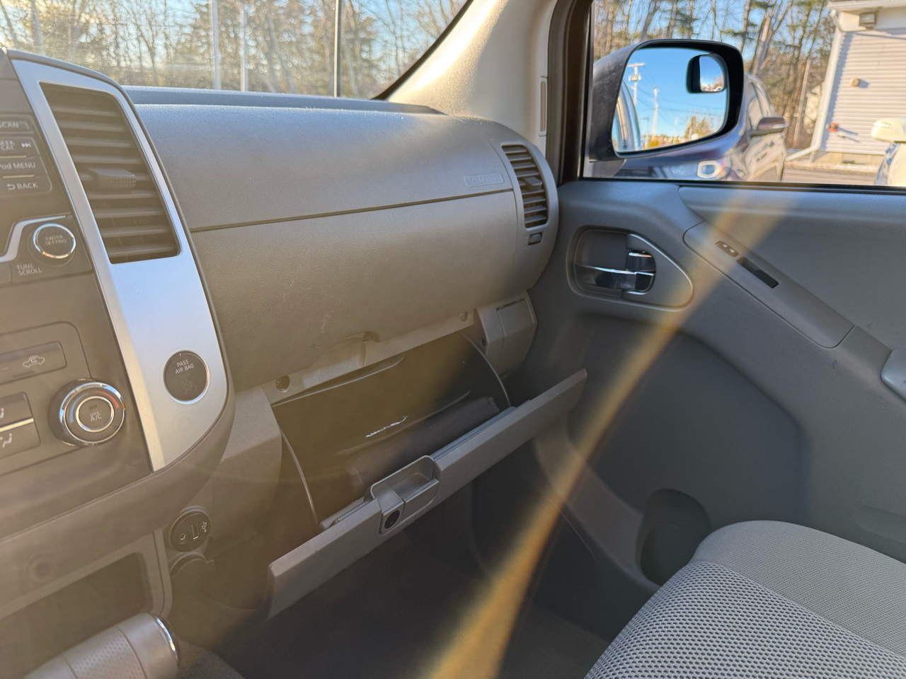 Nissan Frontier Crew Cab 4x4 SV 2018