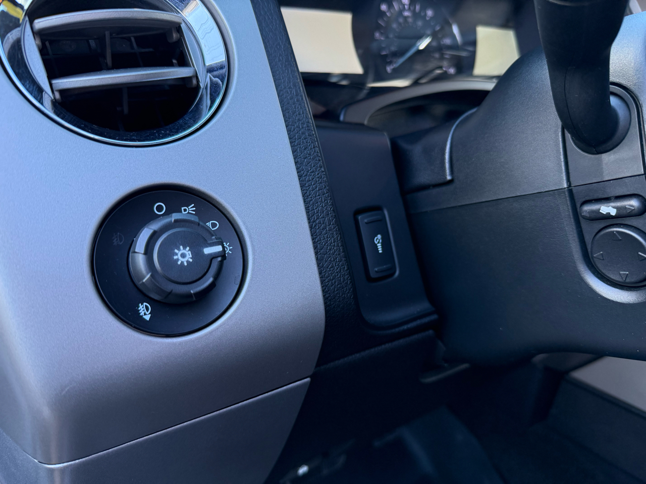 Ford Expedition  2017