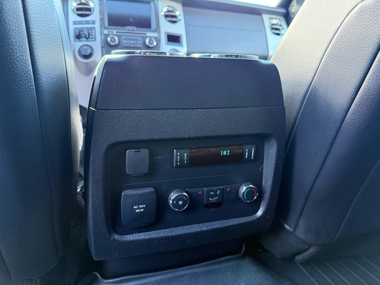 Ford Expedition  2017