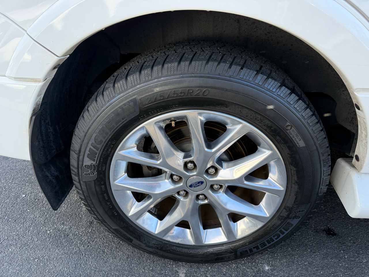 Ford Expedition  2017