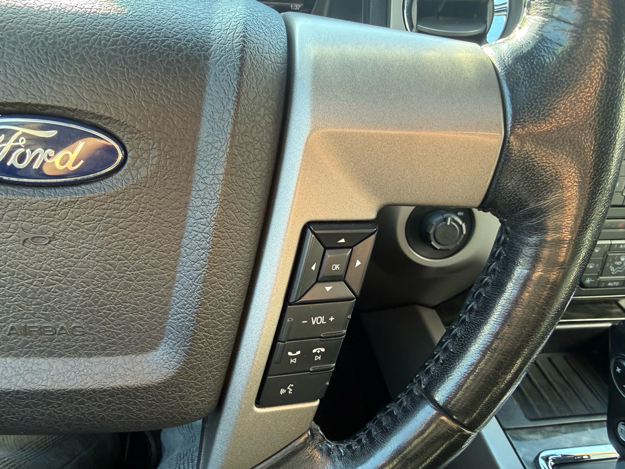 Ford Expedition  2017