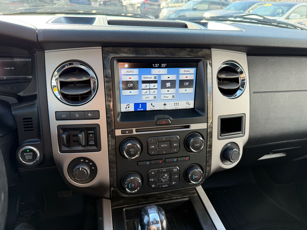 Ford Expedition  2017