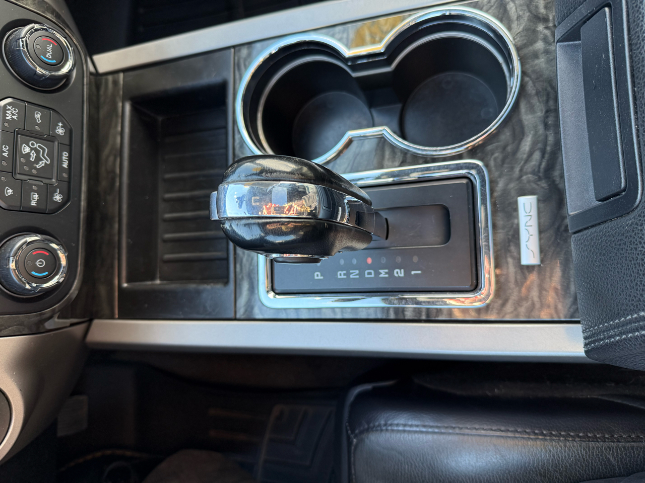 Ford Expedition  2017