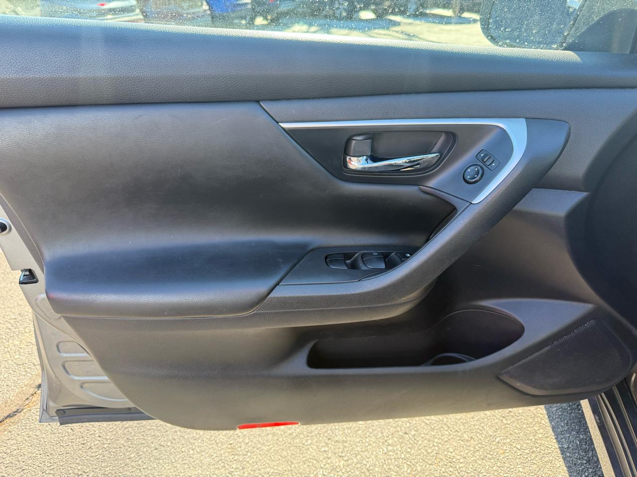 Nissan Altima 2.5 SV 2016