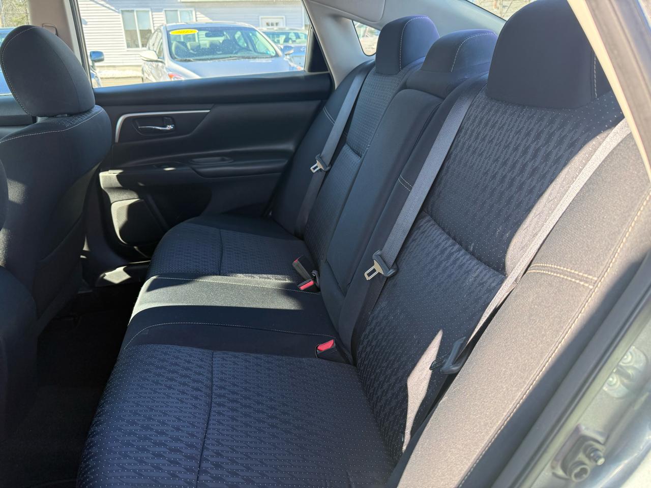 Nissan Altima 2.5 SV 2016