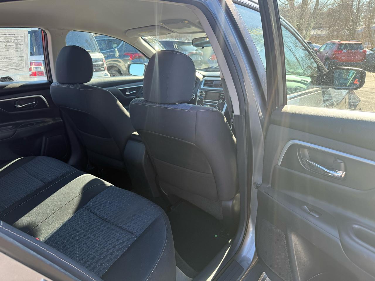 Nissan Altima 2.5 SV 2016