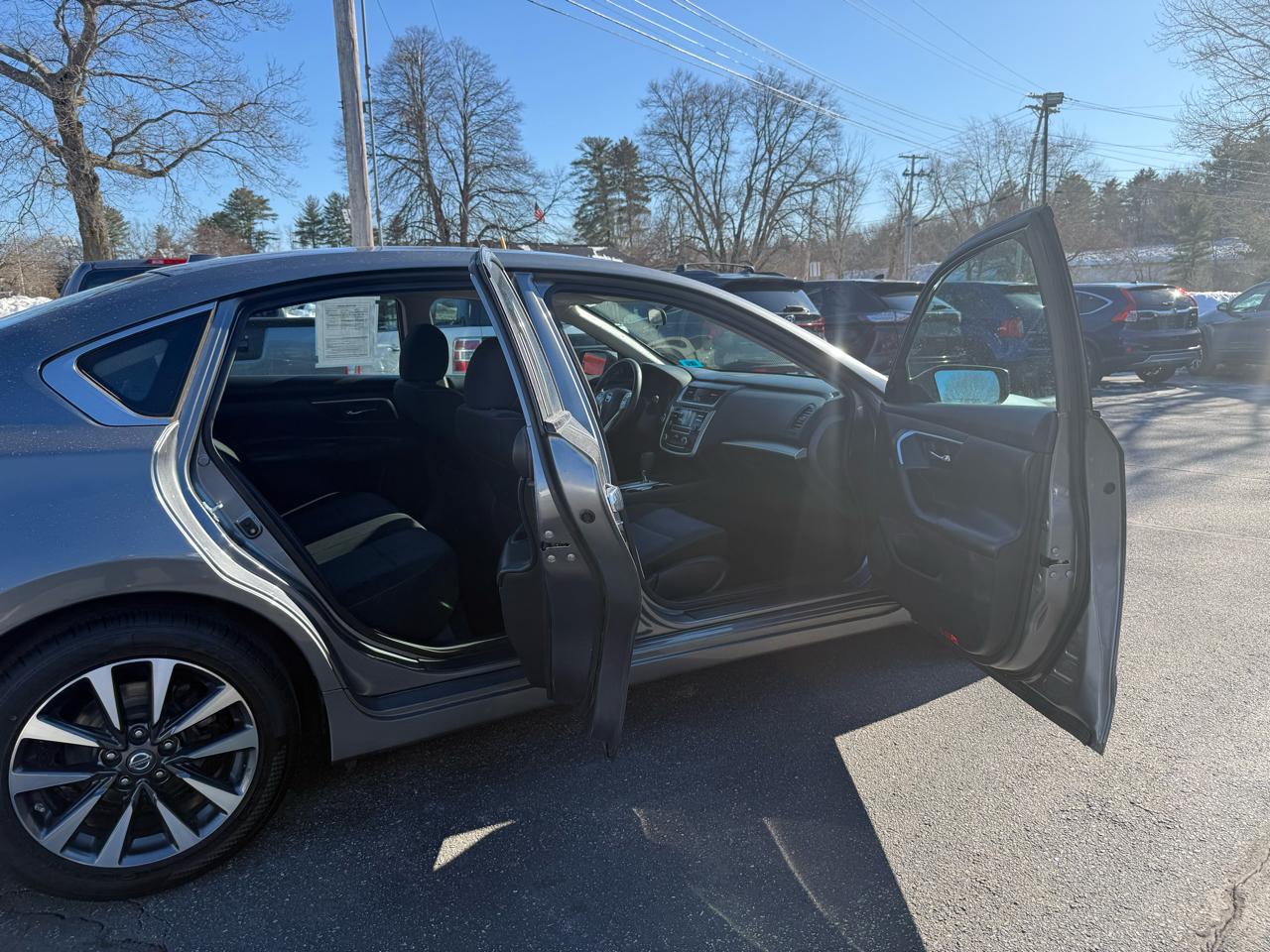 Nissan Altima 2.5 SV 2016