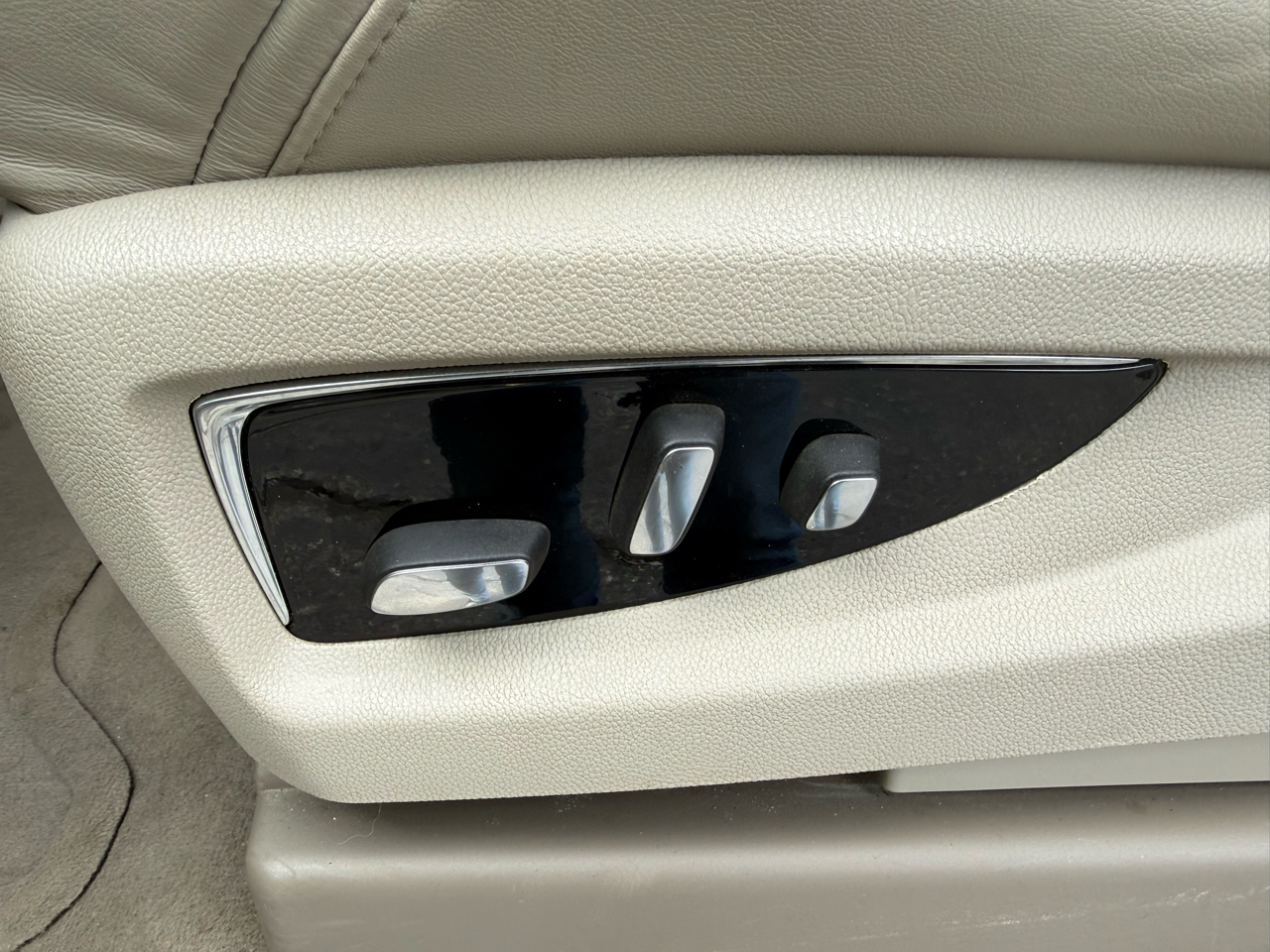 Cadillac Escalade Luxury 2016