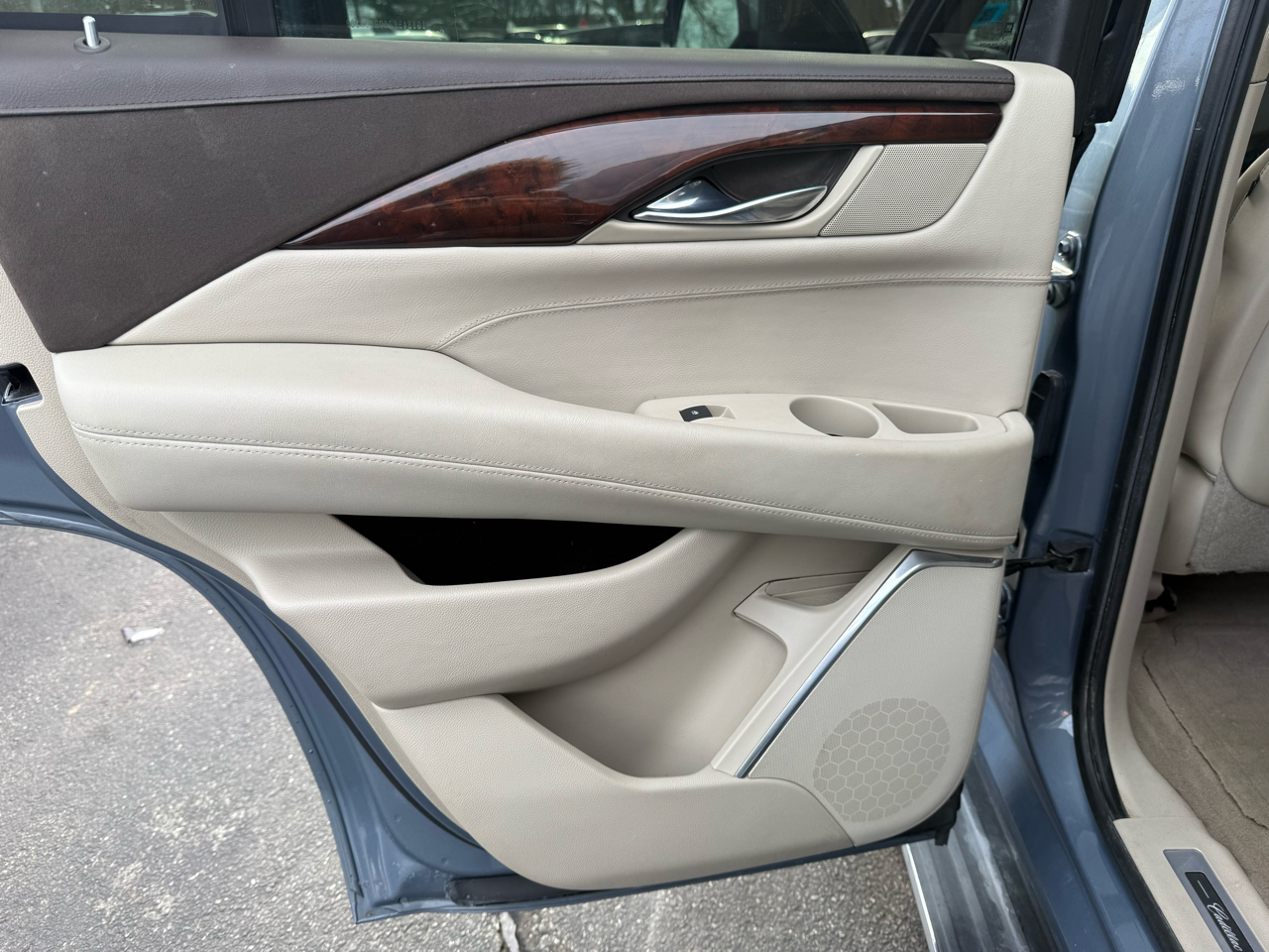 Cadillac Escalade Luxury 2016