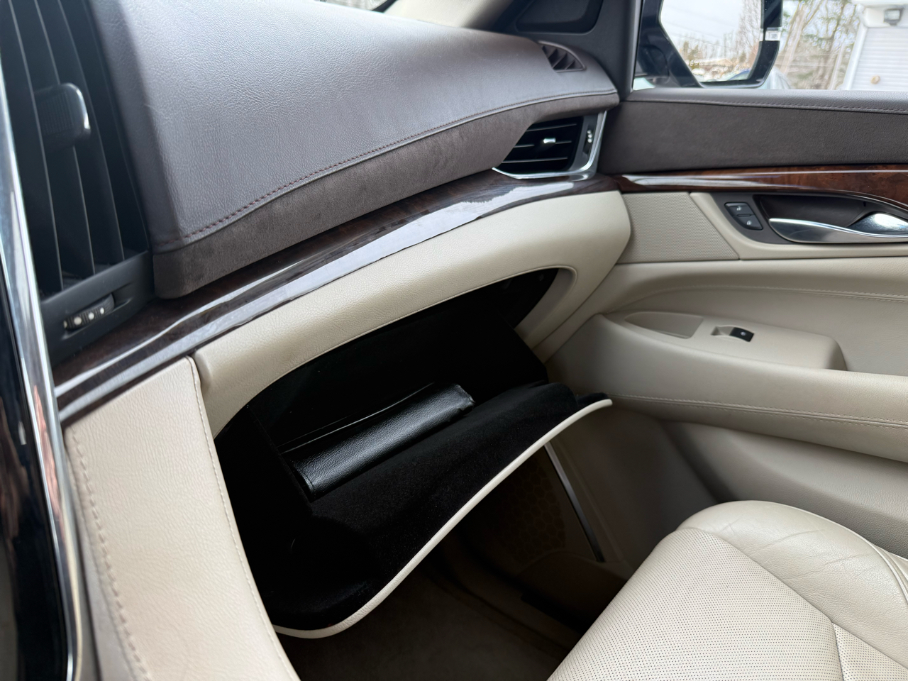 Cadillac Escalade Luxury 2016