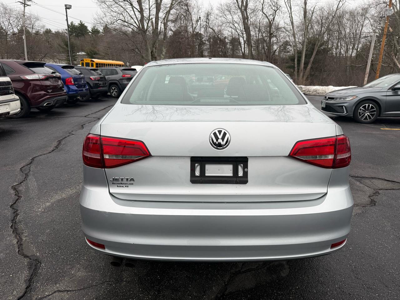 Volkswagen Jetta Sedan  2015