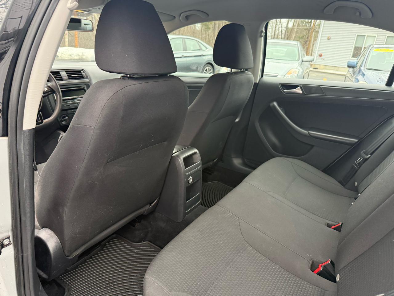 Volkswagen Jetta Sedan  2015