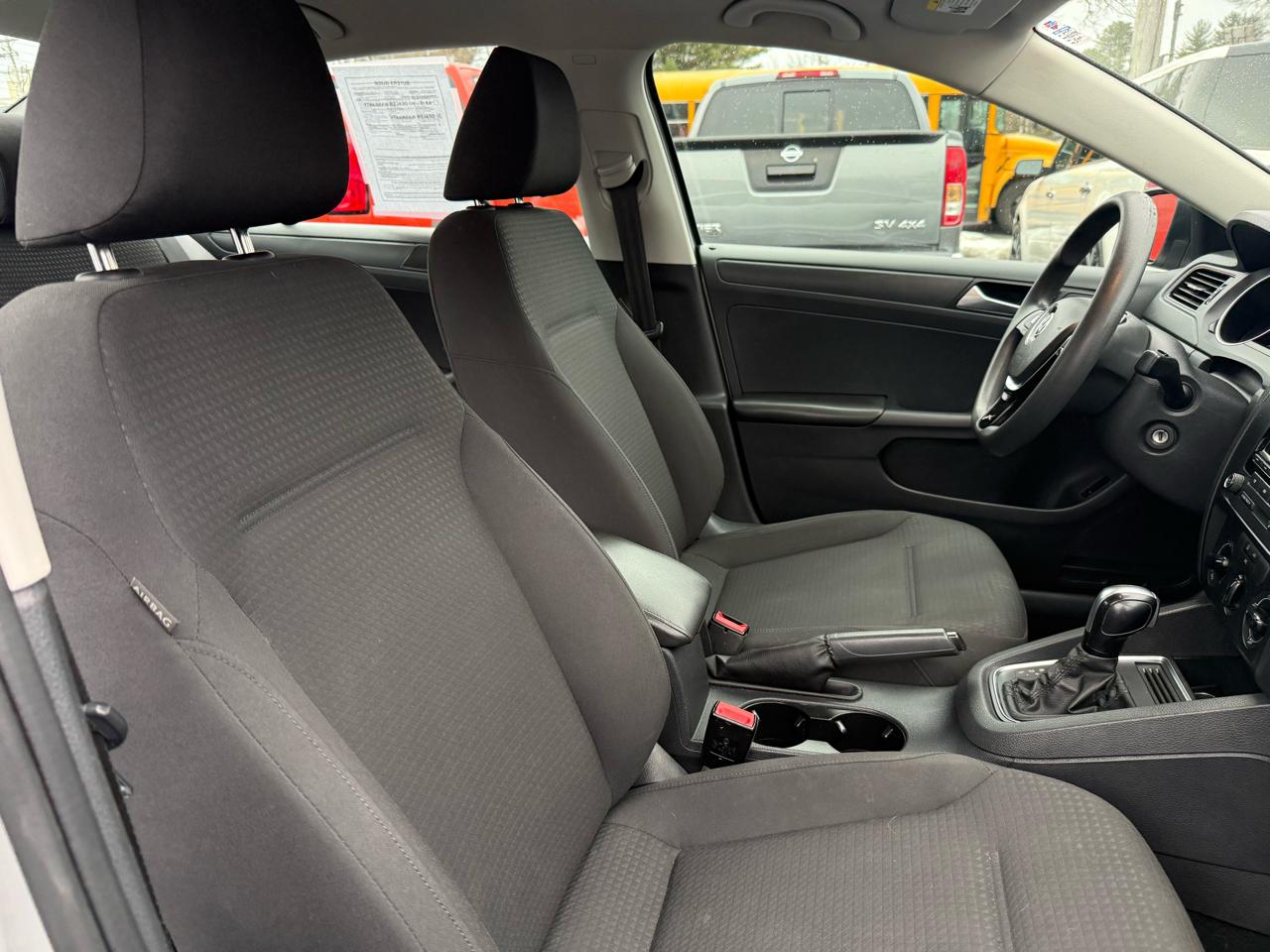 Volkswagen Jetta Sedan  2015