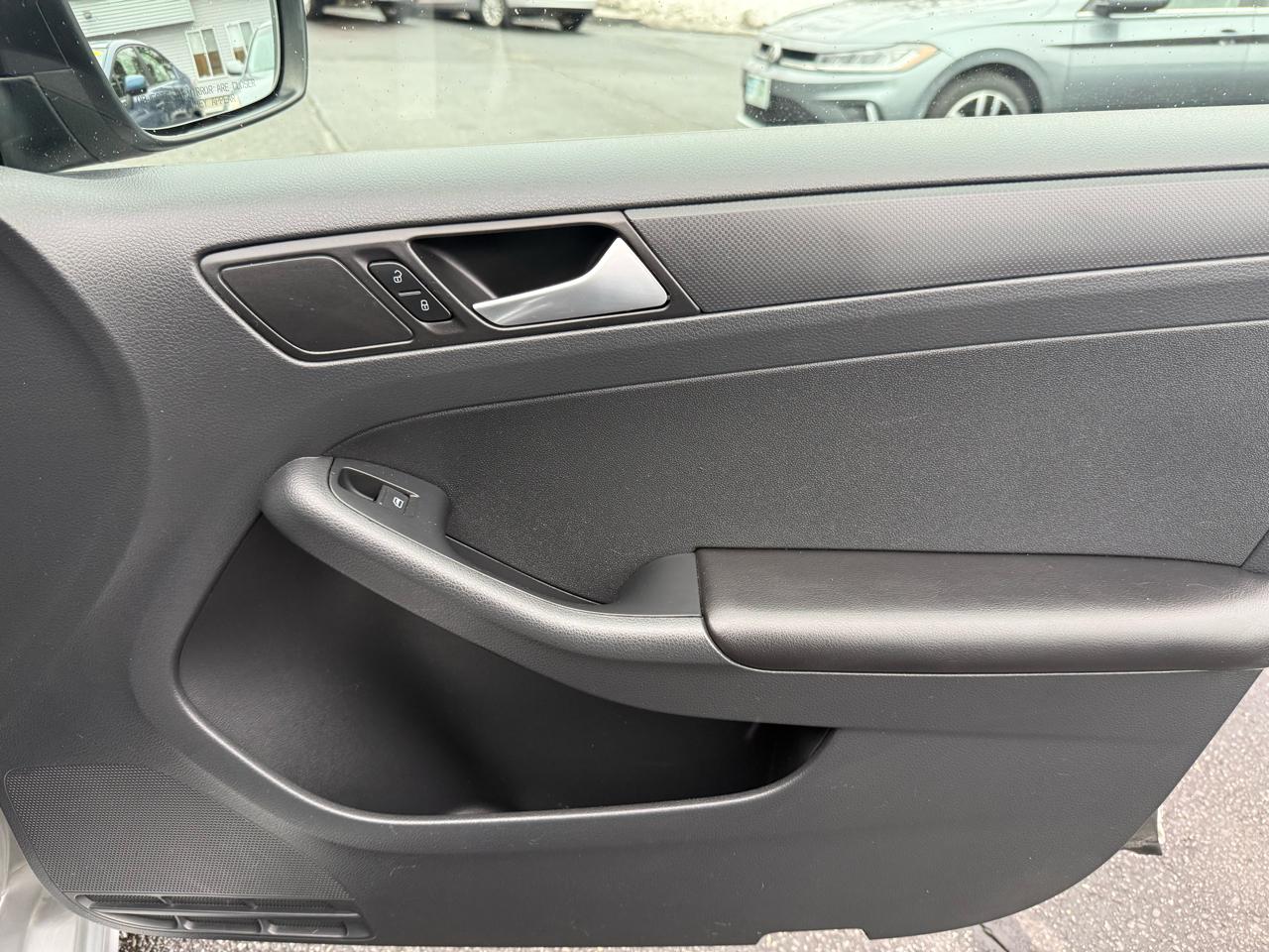 Volkswagen Jetta Sedan  2015