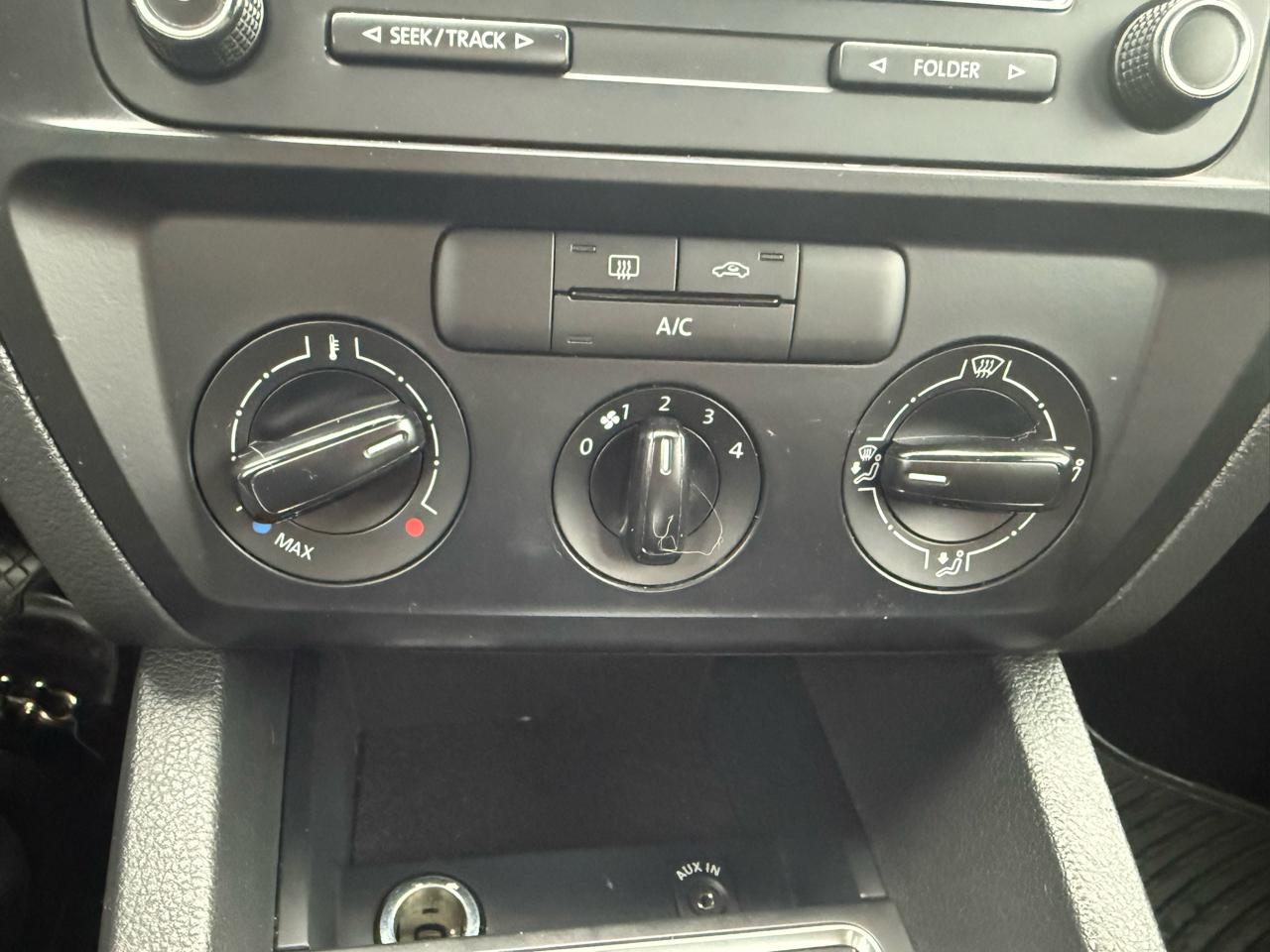 Volkswagen Jetta Sedan  2015