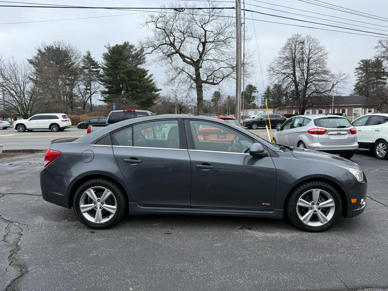 Chevrolet Cruze  2013
