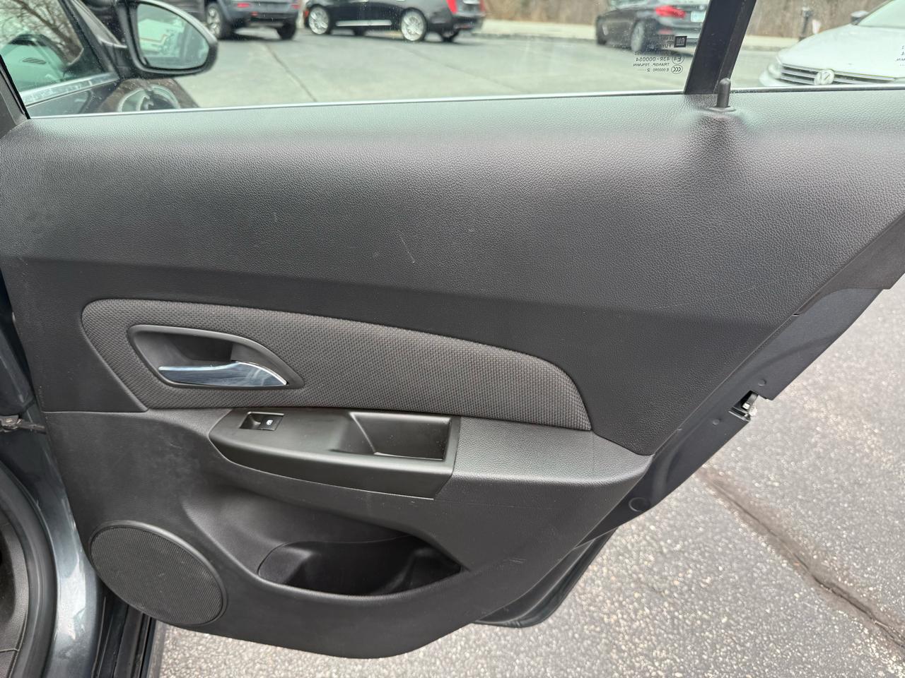 Chevrolet Cruze  2013