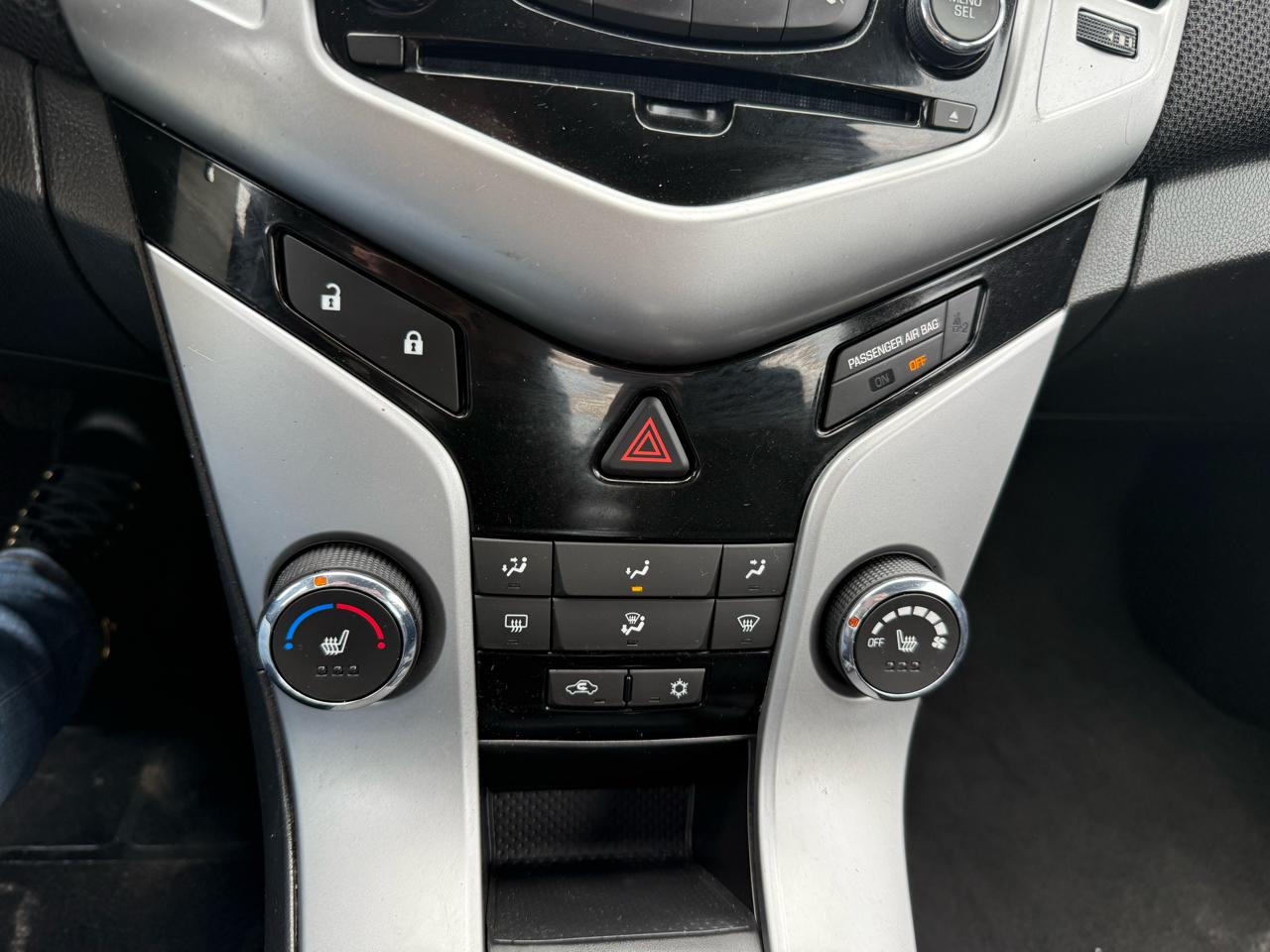 Chevrolet Cruze  2013