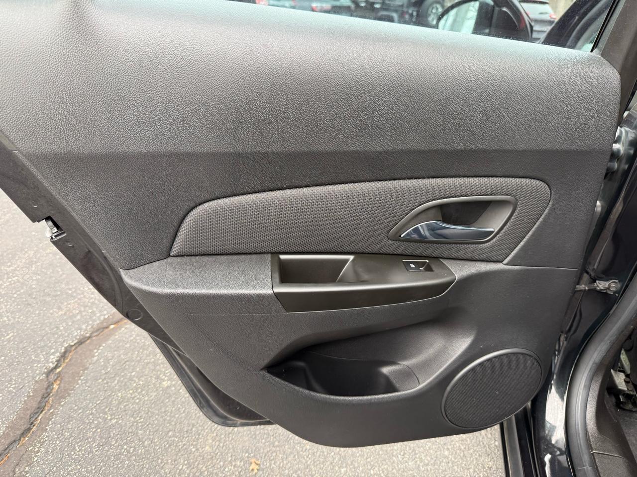 Chevrolet Cruze  2013