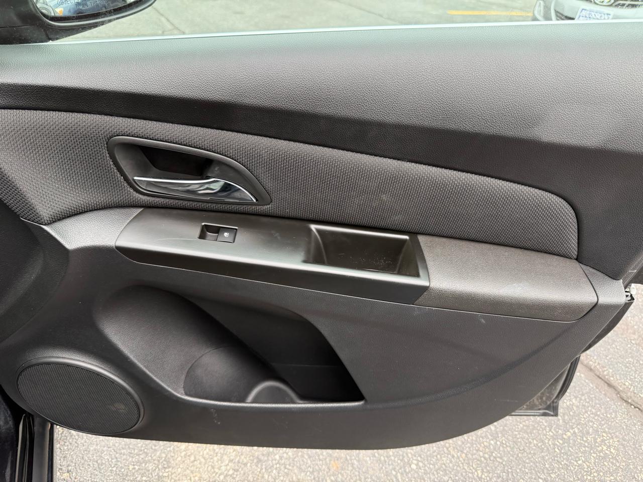 Chevrolet Cruze  2013