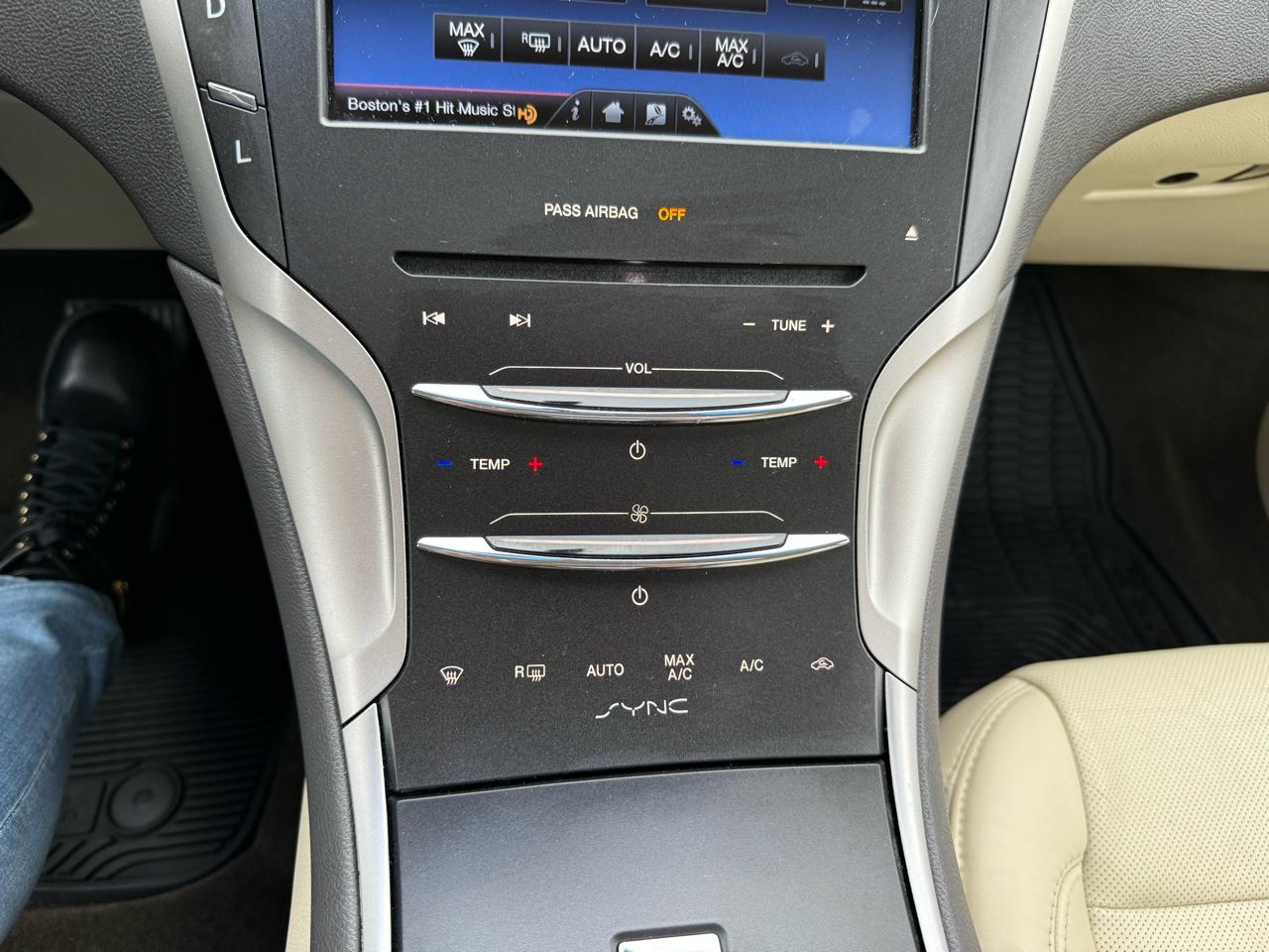 Lincoln MKZ  2015