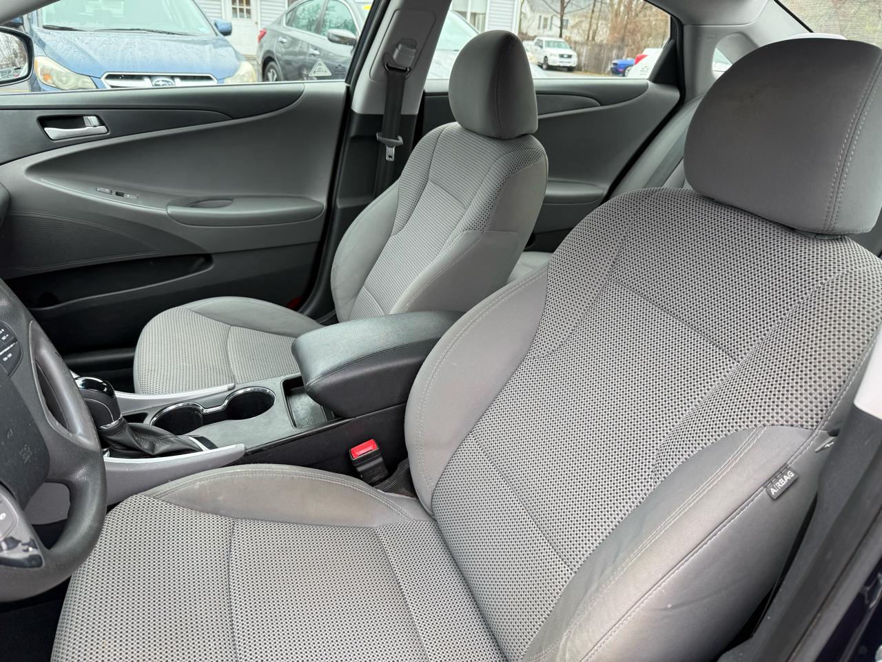 Hyundai Sonata  2012