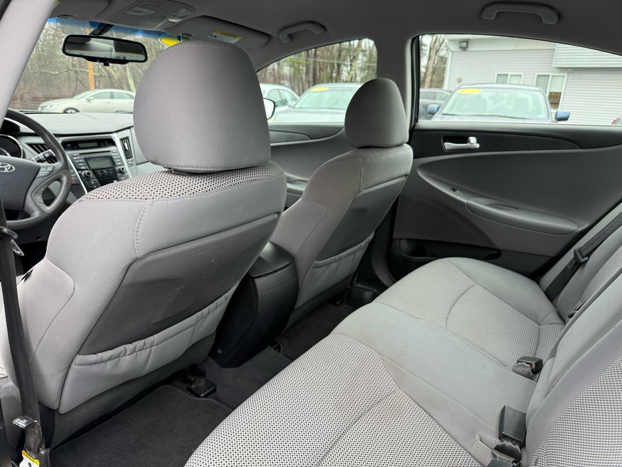 Hyundai Sonata  2012