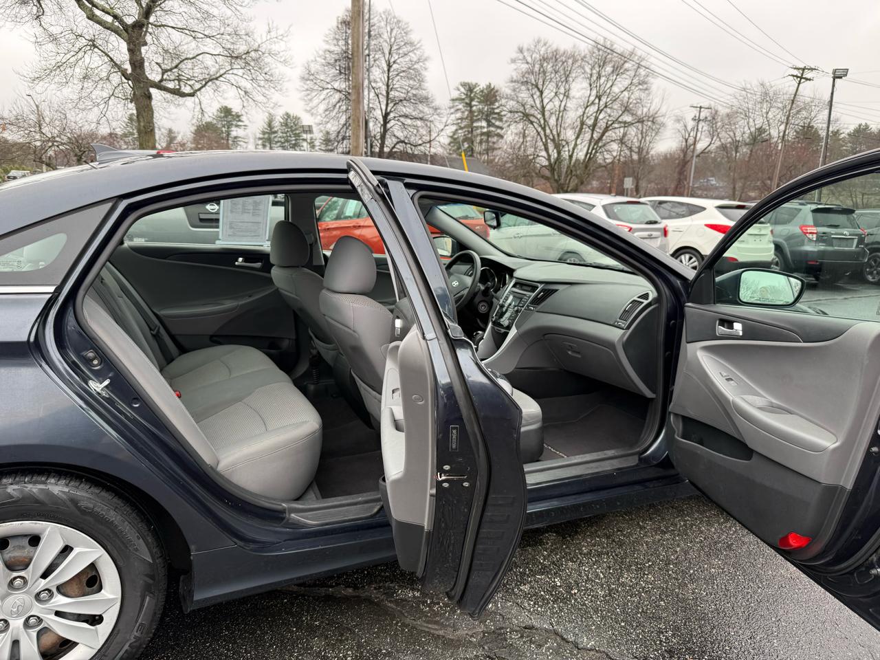 Hyundai Sonata  2012