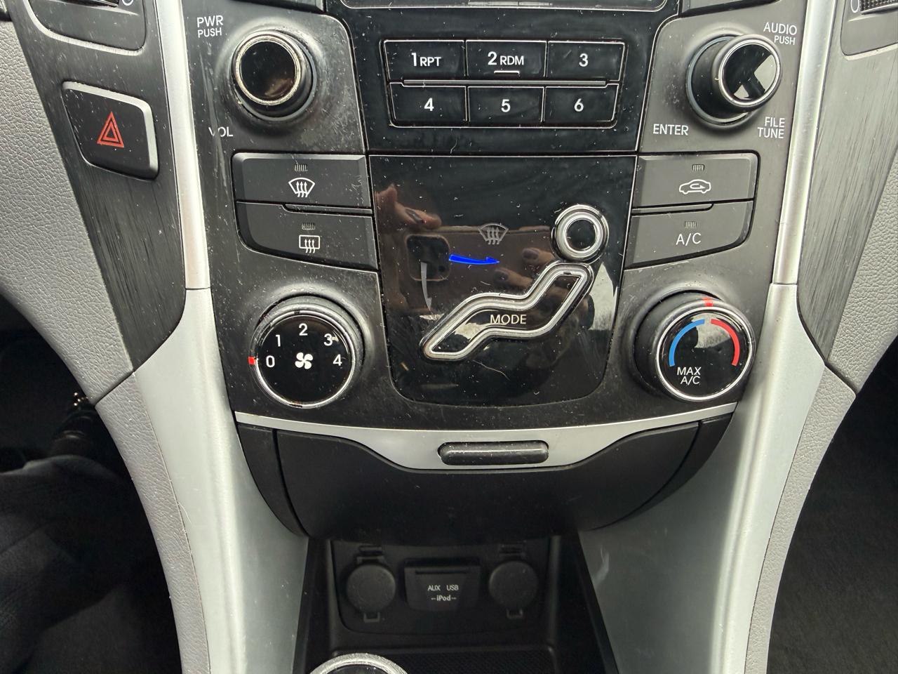 Hyundai Sonata  2012