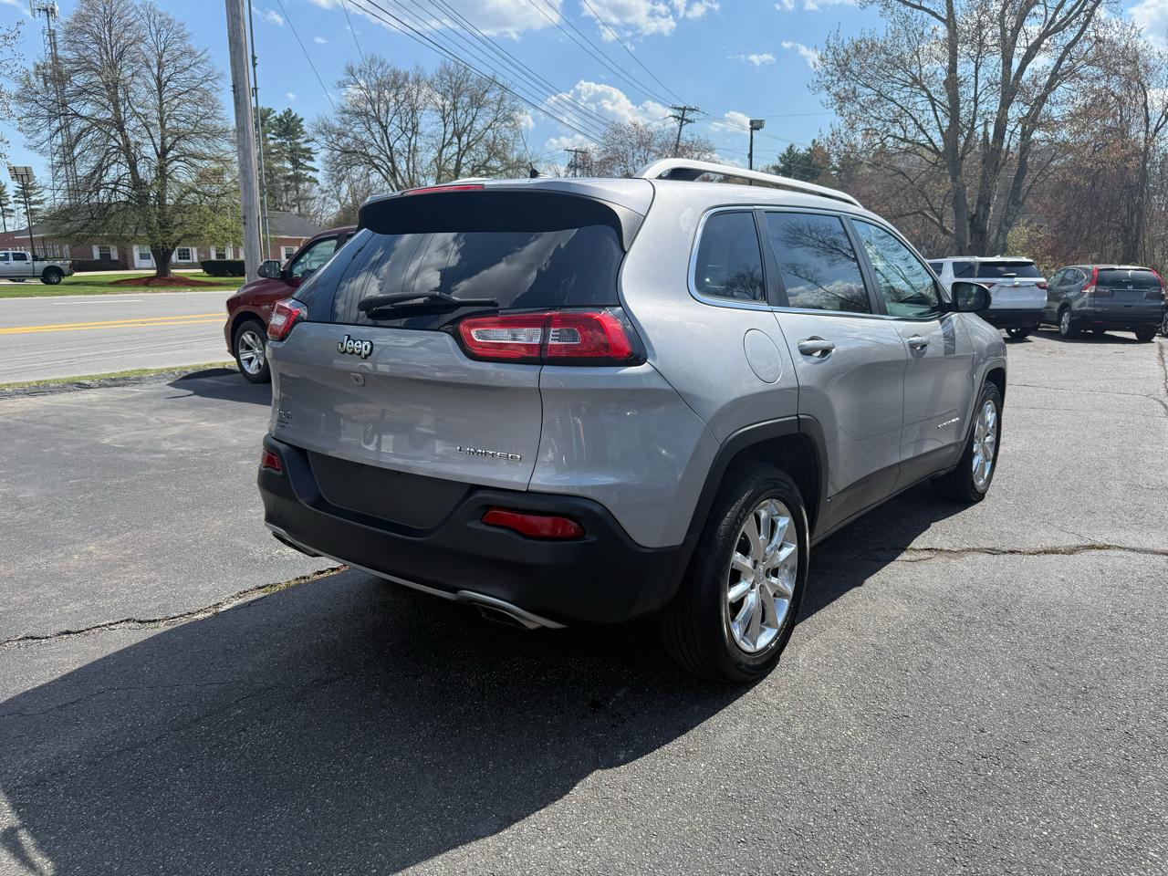 Jeep Cherokee  2015